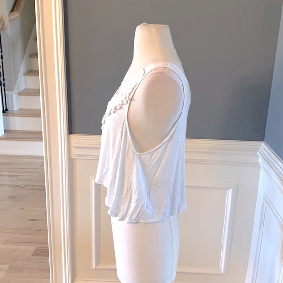 White Flowy Crop Top Crochet Lace - Picture 11 of 13